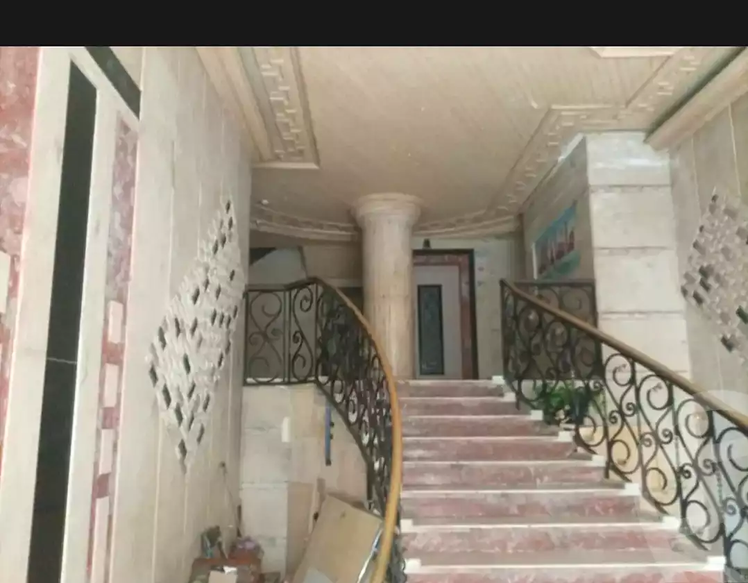 https://aqarmap.com.eg/ar/listing/7205637-for-sale-alexandria-sydy-bshr-sydy-bshr-bhry-shr-khld-bn-lwlyd