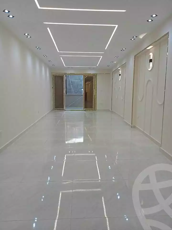 https://aqarmap.com.eg/ar/listing/7205691-for-sale-alexandria-sydy-bshr-sydy-bshr-bhry-street-17