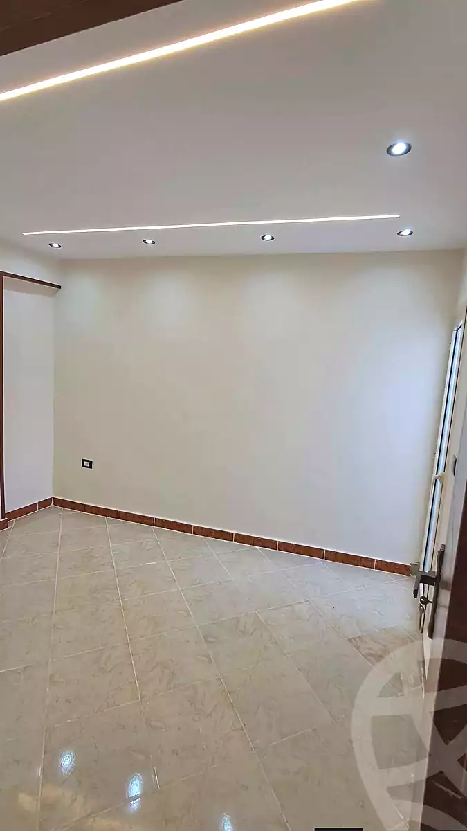https://aqarmap.com.eg/ar/listing/7205821-for-sale-alexandria-al-agamy-bw-ywsf