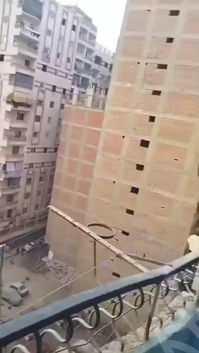 https://aqarmap.com.eg/ar/listing/7206277-for-sale-cairo-ain-shams-ain-shams-el-sharkia-el-eshrein-stt