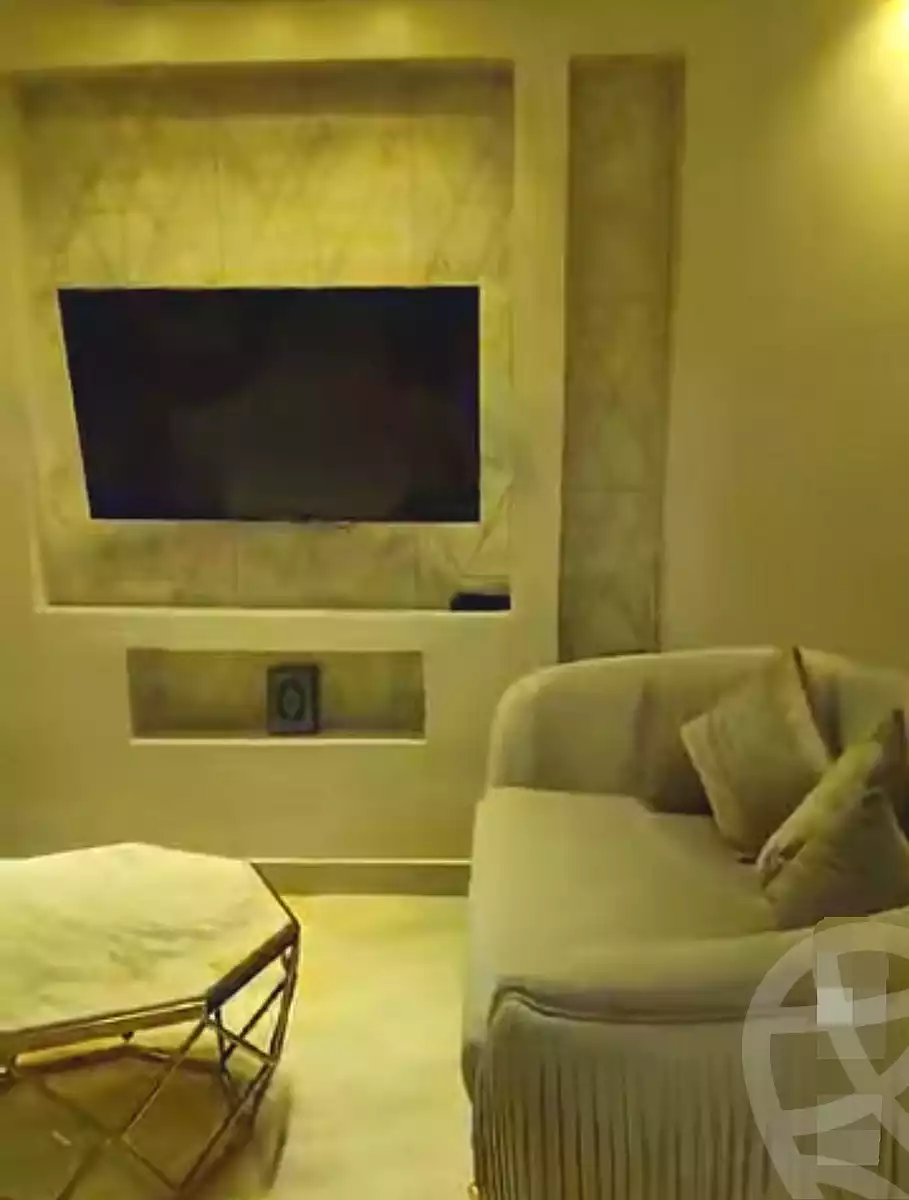 https://aqarmap.com.eg/en/listing/7206388-for-sale-cairo-ain-shams-jsr-lswys