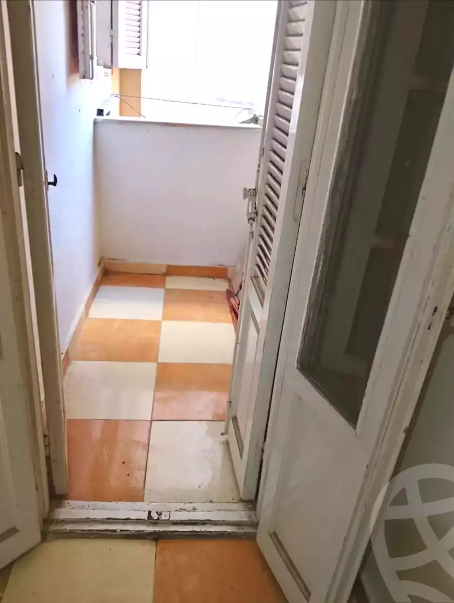 https://aqarmap.com.eg/ar/listing/7206608-for-sale-alexandria-sydy-bshr-sydy-bshr-bhry-ali-hipa-st