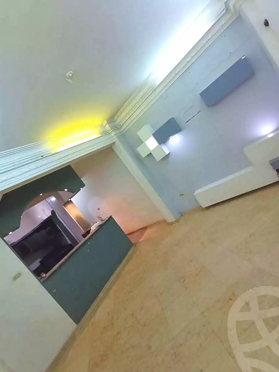 https://aqarmap.com.eg/ar/listing/7206821-for-sale-cairo-helwan-sherif-st