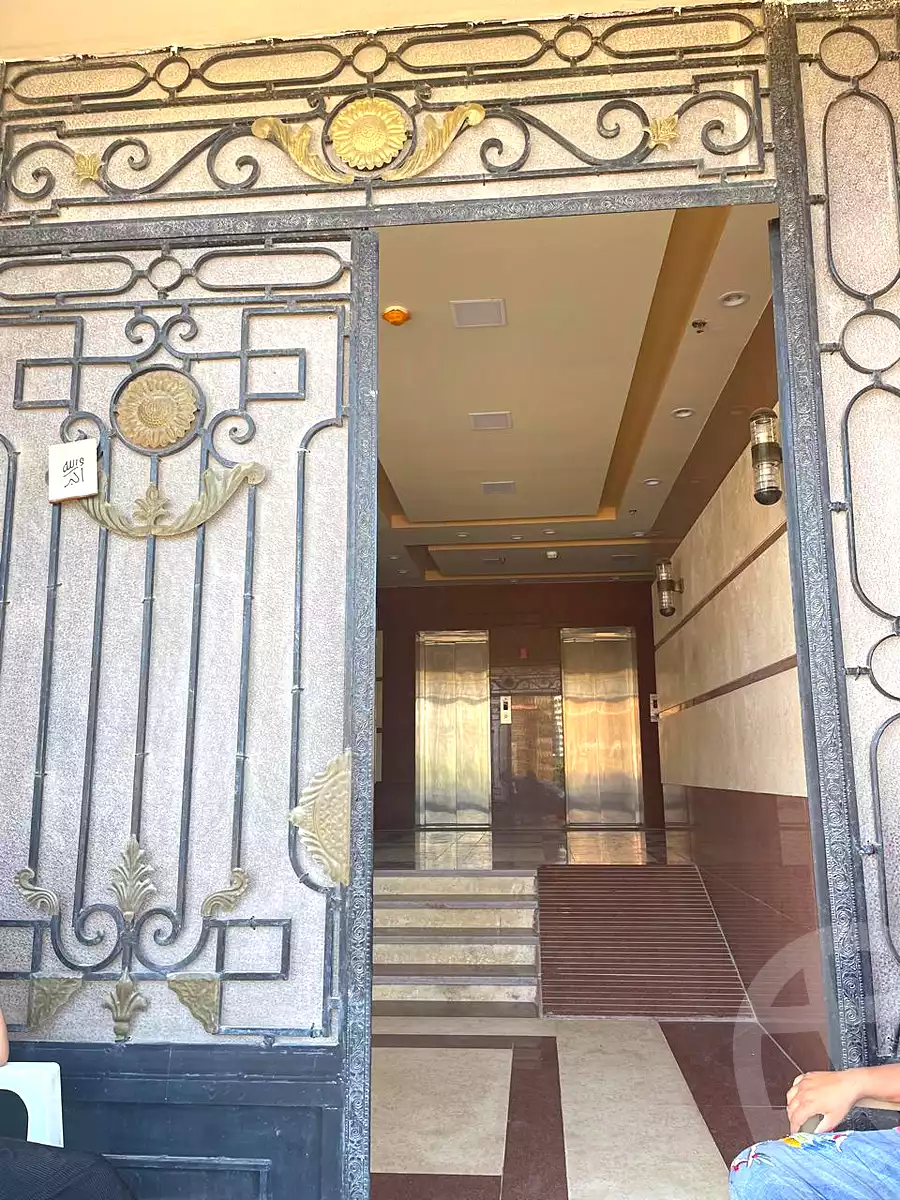 https://aqarmap.com.eg/ar/listing/7206716-for-sale-alexandria-el-montazah-el-malek-st