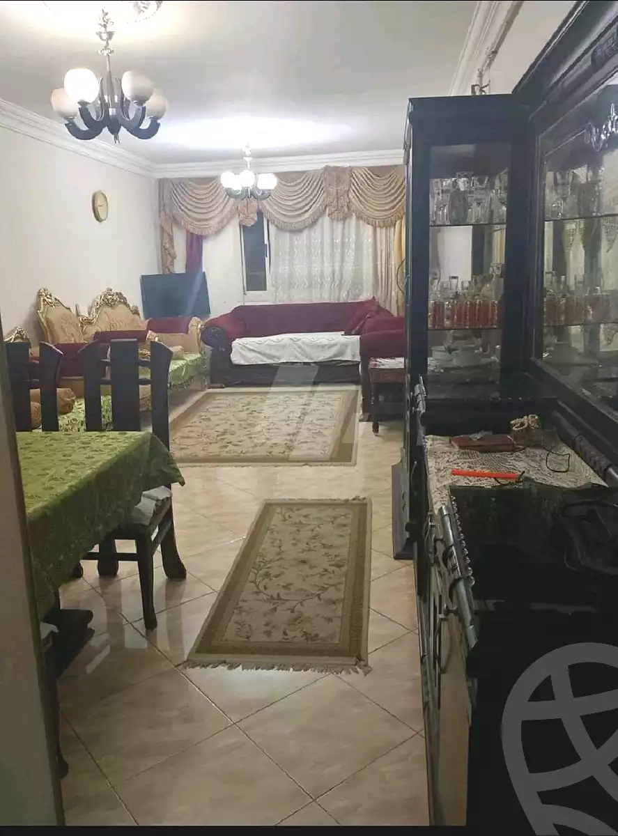 https://aqarmap.com.eg/ar/listing/7206884-for-sale-cairo-faisal-kafr-tohormos-queen-nazli-st