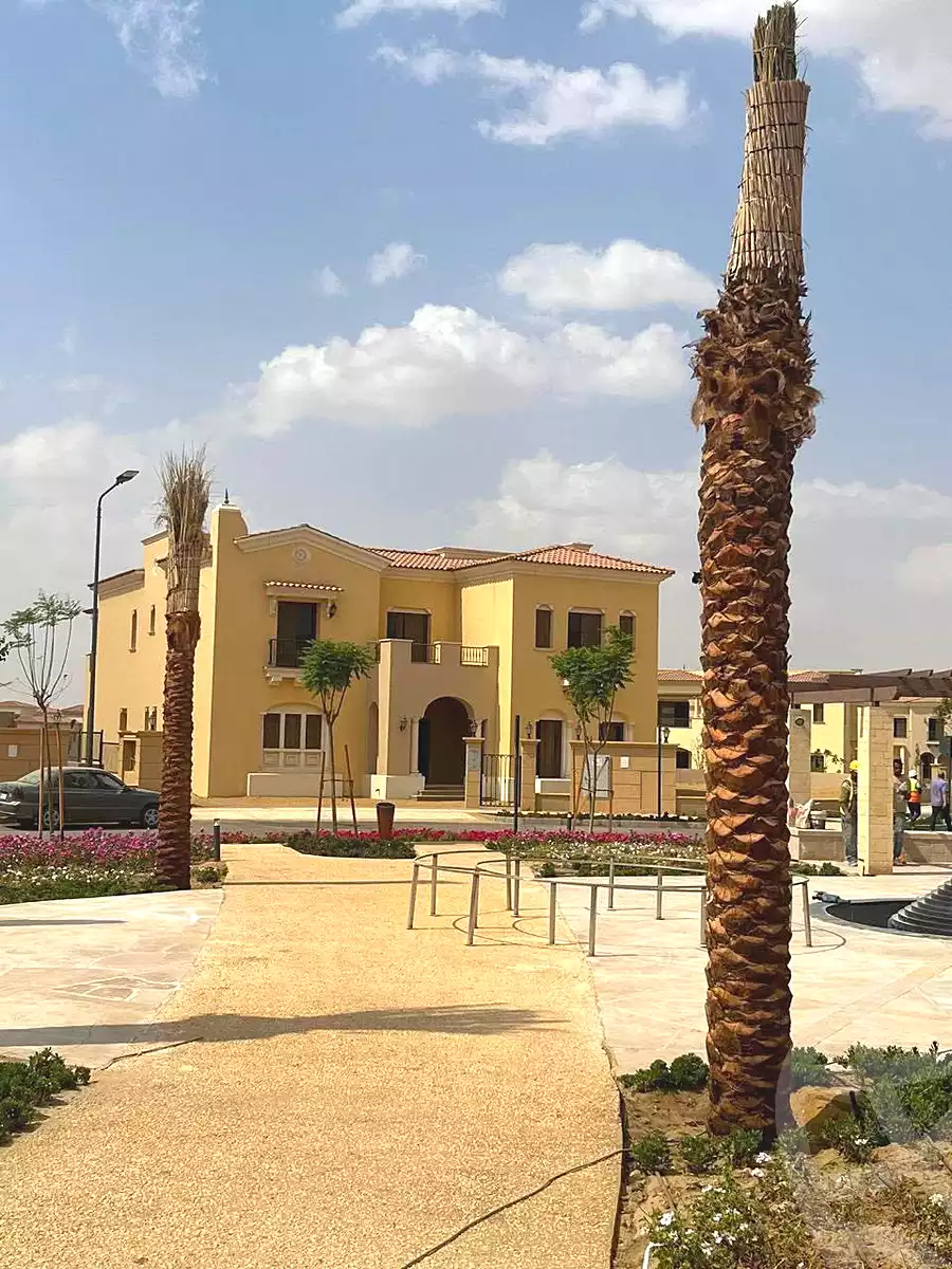 https://aqarmap.com.eg/en/listing/7207401-for-sale-cairo-new-cairo-compounds-city-gate-sapphire-city-gate