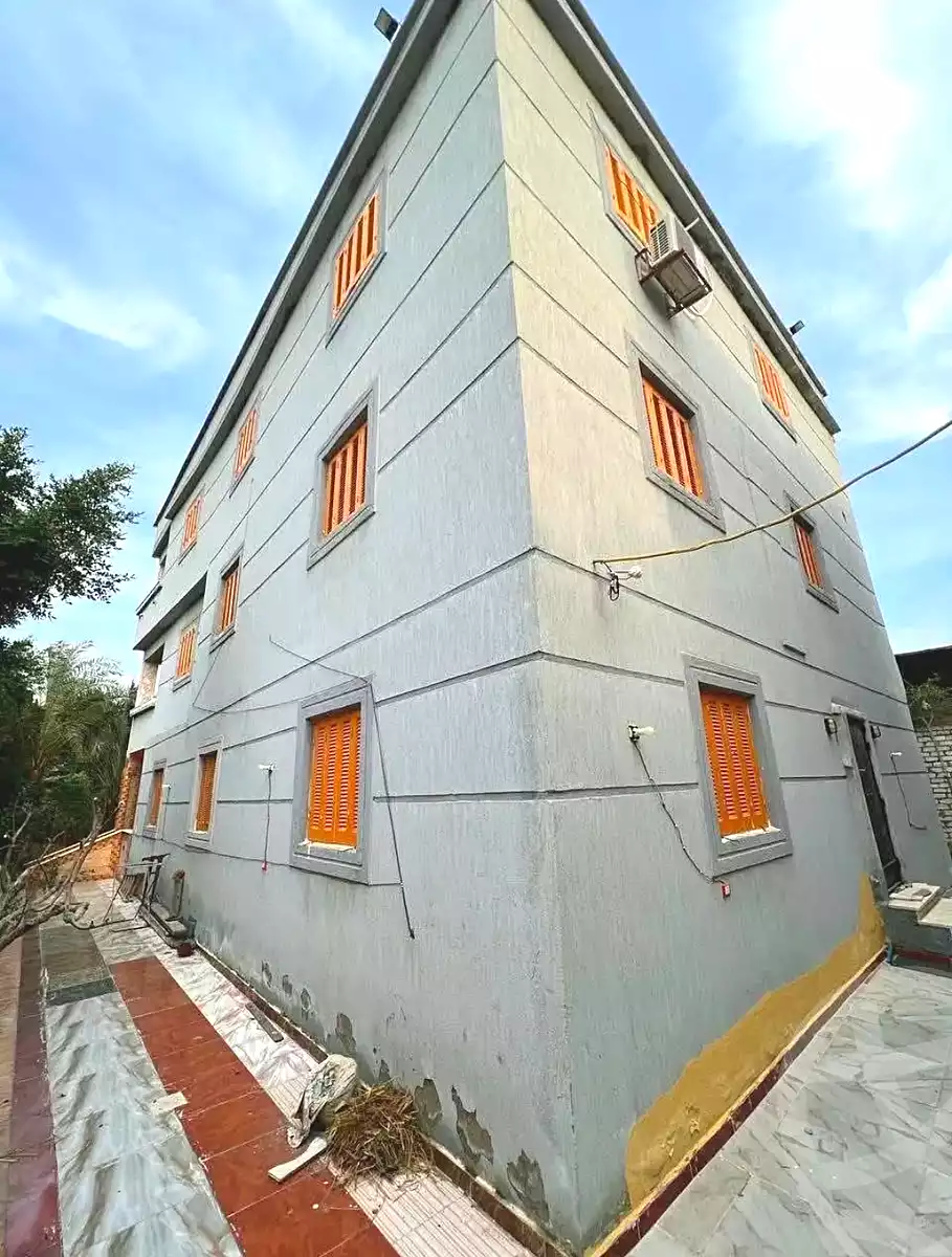 https://aqarmap.com.eg/ar/listing/7207656-for-sale-alexandria-al-agamy-lbytsh-el-hanafeya-st