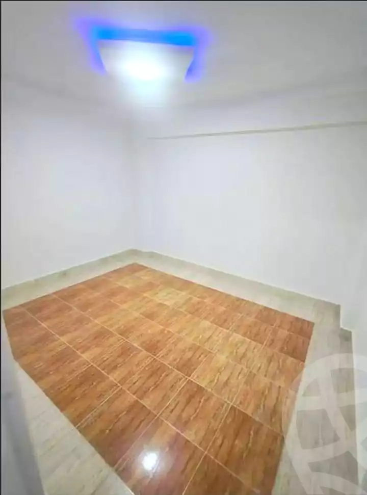 https://aqarmap.com.eg/en/listing/7207707-for-sale-alexandria-al-agamy-el-hanouvel-gabir-hafez-st