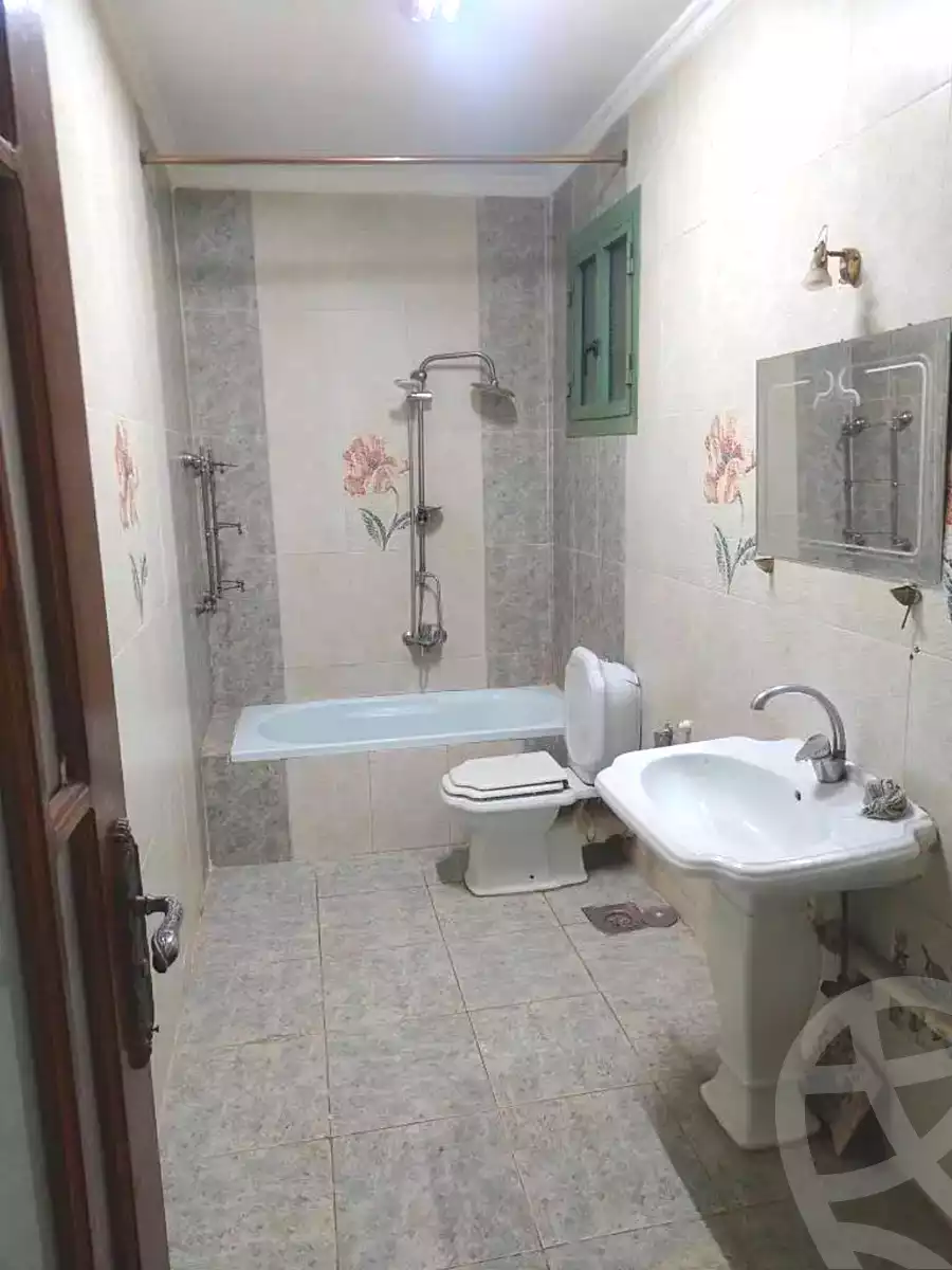 https://aqarmap.com.eg/en/listing/7208028-for-sale-cairo-ain-shams-mnshy-lthryr