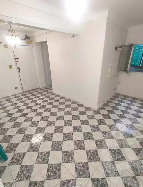 https://aqarmap.com.eg/ar/listing/7208030-for-sale-alexandria-sydy-bshr-sydy-bshr-bhry-shr-mhmwd-l-yswy
