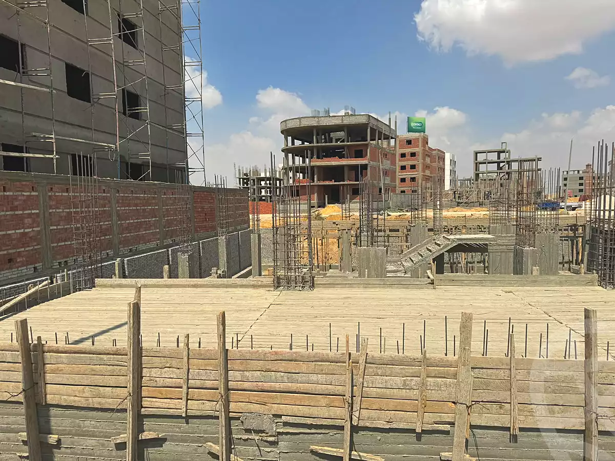 https://aqarmap.com.eg/ar/listing/7208194-for-sale-cairo-new-cairo-bait-el-watan-south-suez-road-el-hay-el-takmely