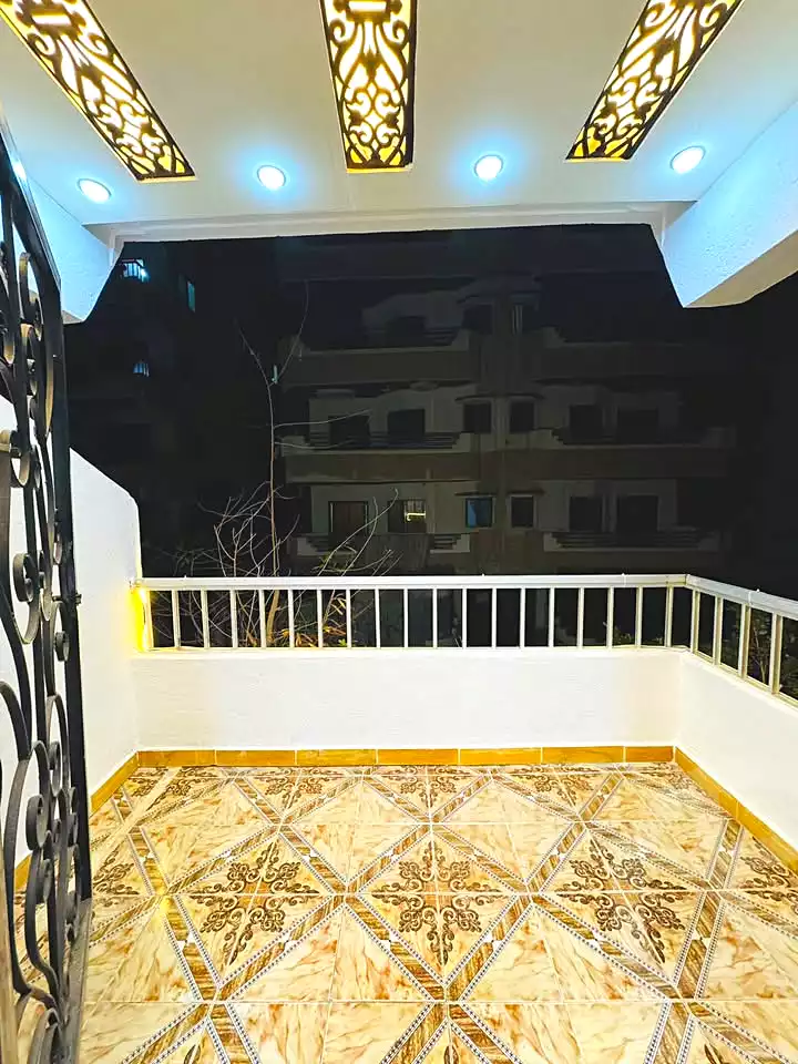https://aqarmap.com.eg/ar/listing/7208288-for-sale-alexandria-al-agamy-shataa-el-nakheel