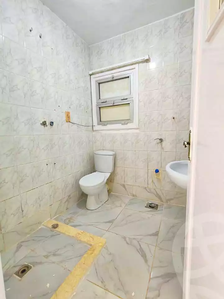 https://aqarmap.com.eg/ar/listing/7208356-for-sale-alexandria-al-agamy-shataa-el-nakheel