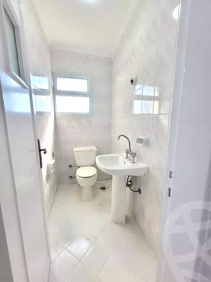 https://aqarmap.com.eg/ar/listing/7208393-for-sale-alexandria-al-agamy-shataa-el-nakheel