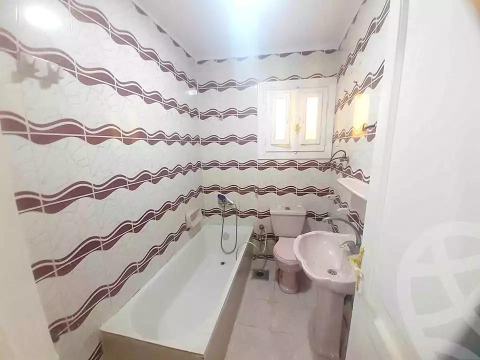 https://aqarmap.com.eg/en/listing/7208499-for-sale-alexandria-al-agamy-shataa-el-nakheel