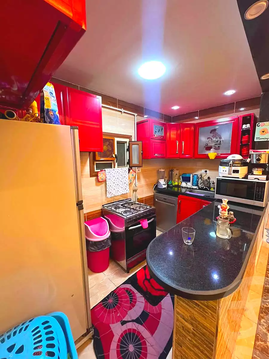 https://aqarmap.com.eg/ar/listing/7208523-for-sale-alexandria-sydy-bshr-sydy-bshr-bhry-ali-hipa-st