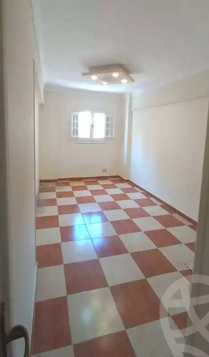 https://aqarmap.com.eg/ar/listing/7208570-for-sale-alexandria-el-asafra-l-sfr-bhry