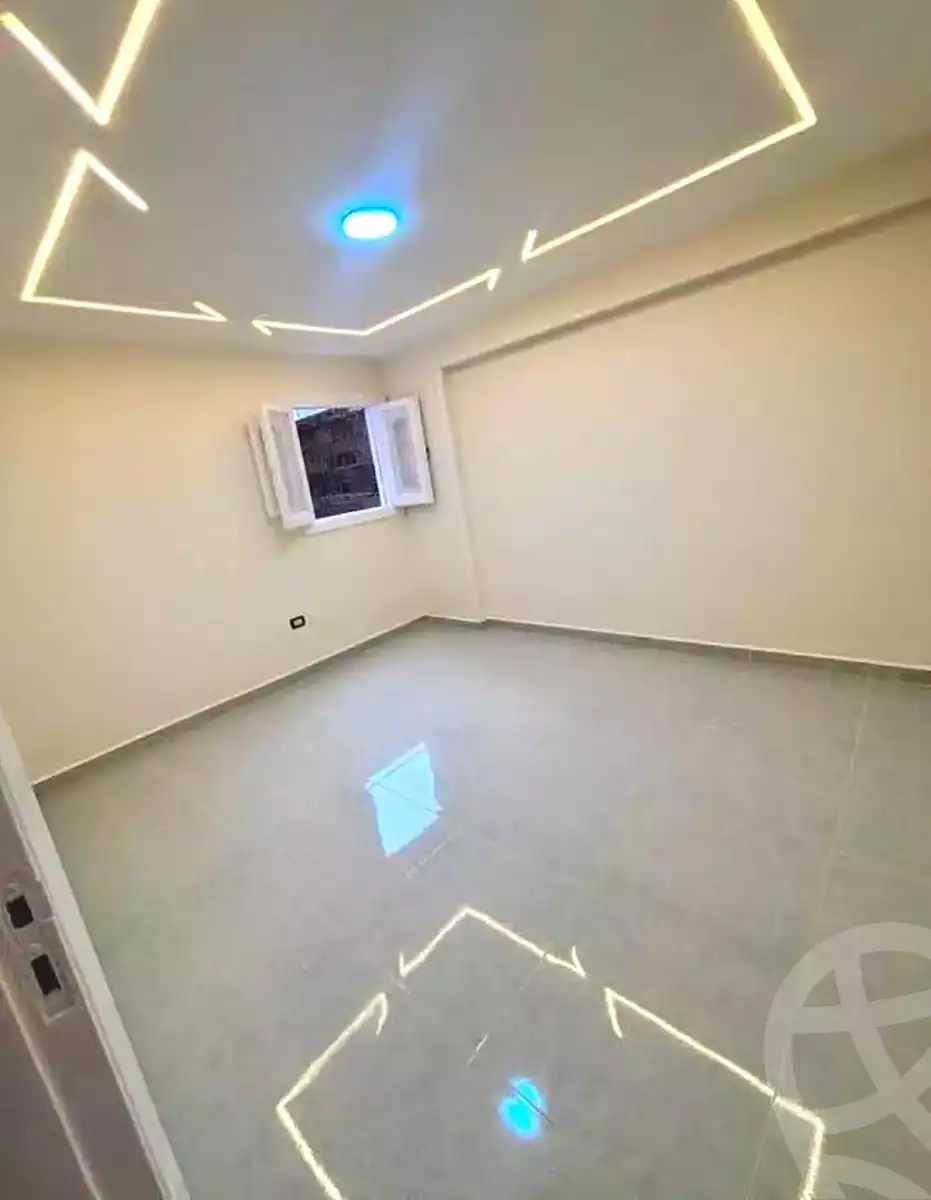 https://aqarmap.com.eg/ar/listing/7208583-for-sale-alexandria-sydy-bshr-sydy-bshr-bhry-gamal-abd-el-nasir-st