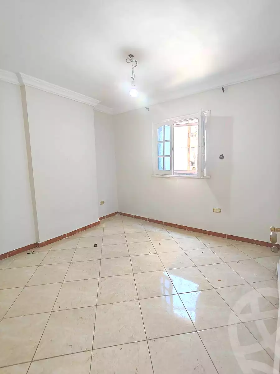 https://aqarmap.com.eg/en/listing/7208605-for-sale-alexandria-el-mandara-alex-el-mandara-bahri