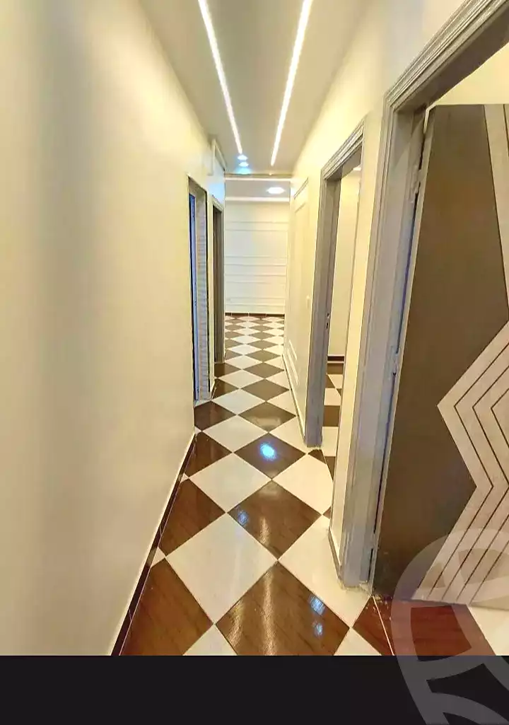 https://aqarmap.com.eg/ar/listing/7208623-for-sale-alexandria-sydy-bshr-sydy-bshr-bhry-shr-mhmwd-l-yswy