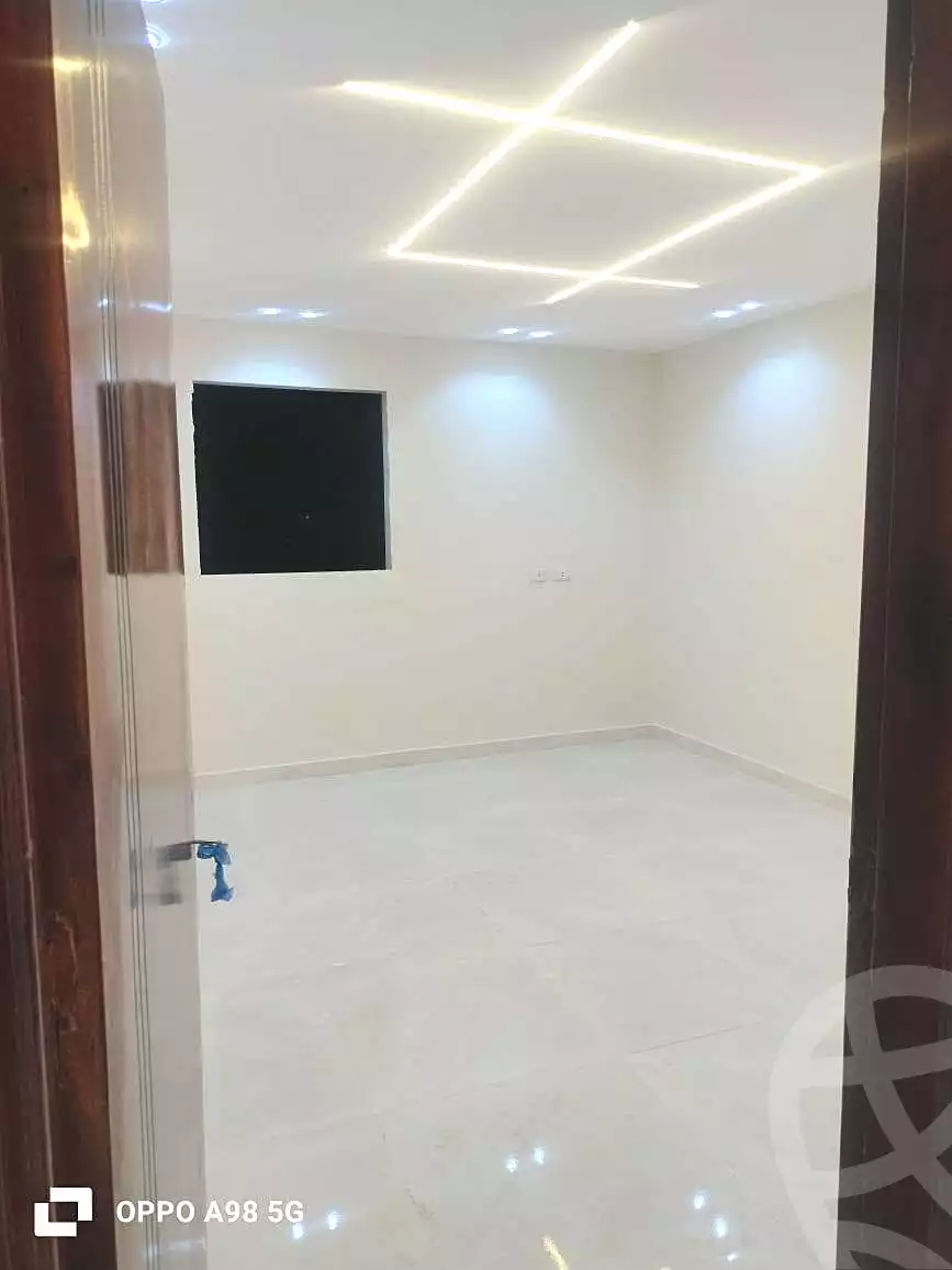 https://aqarmap.com.eg/ar/listing/7208756-for-sale-alexandria-sydy-bshr-sydy-bshr-bhry-shr-mhmwd-l-yswy