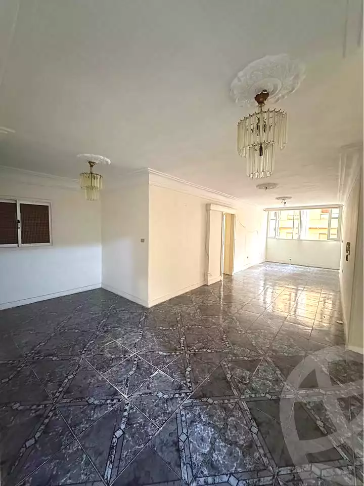 https://aqarmap.com.eg/en/listing/7208837-for-sale-alexandria-sydy-bshr-sydy-bshr-bhry-abd-el-salam-aref-st