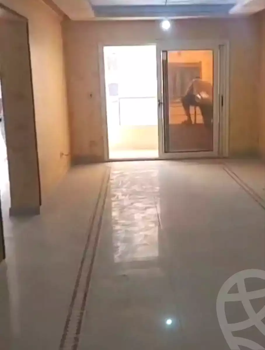 https://aqarmap.com.eg/ar/listing/7209232-for-sale-alexandria-el-asafra-l-sfr-bhry-atlas-st