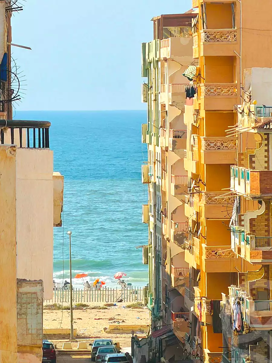 https://aqarmap.com.eg/ar/listing/7209321-for-sale-alexandria-al-agamy-shataa-el-nakheel
