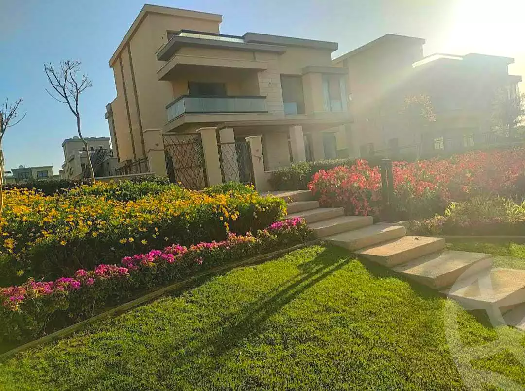 https://aqarmap.com.eg/ar/listing/7209308-for-sale-cairo-new-cairo-compounds-villette-kmbwnd-sky-kwndwz-swdyk-villette
