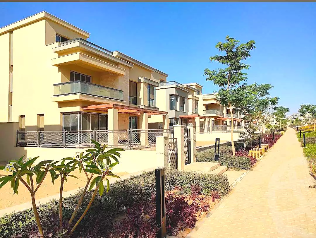https://aqarmap.com.eg/ar/listing/7209340-for-sale-cairo-new-cairo-compounds-villette-kmbwnd-sky-kwndwz-swdyk-villette