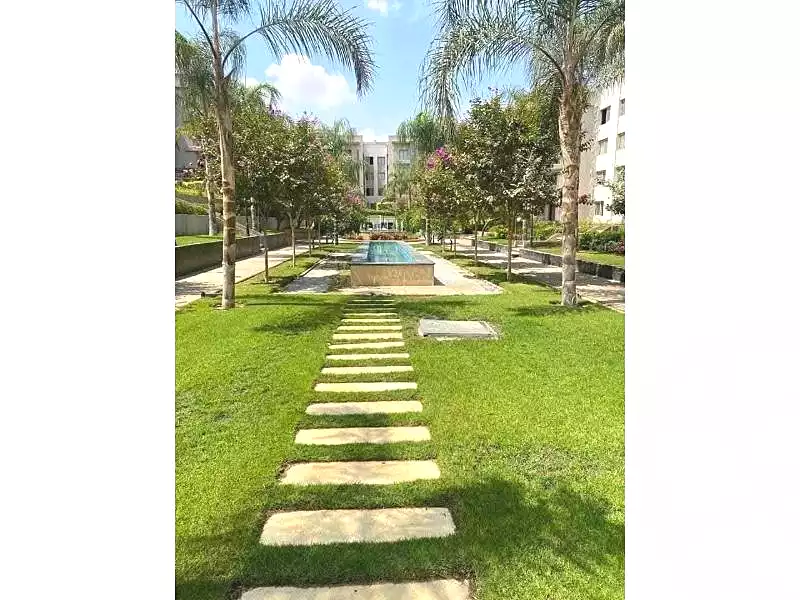 https://aqarmap.com.eg/en/listing/7209380-for-sale-cairo-new-cairo-compounds-galleria-moon-valley-compound-arabia