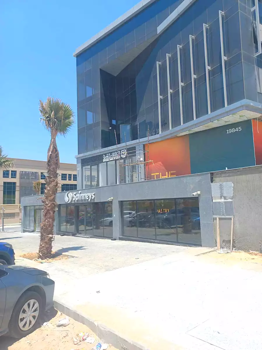 https://aqarmap.com.eg/en/listing/7209583-for-sale-cairo-new-cairo-compounds-the-gray-mall-hdp