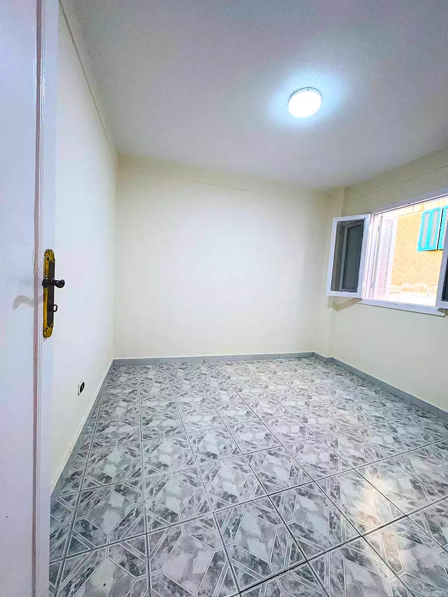 https://aqarmap.com.eg/ar/listing/7209631-for-sale-alexandria-al-agamy-shataa-el-nakheel