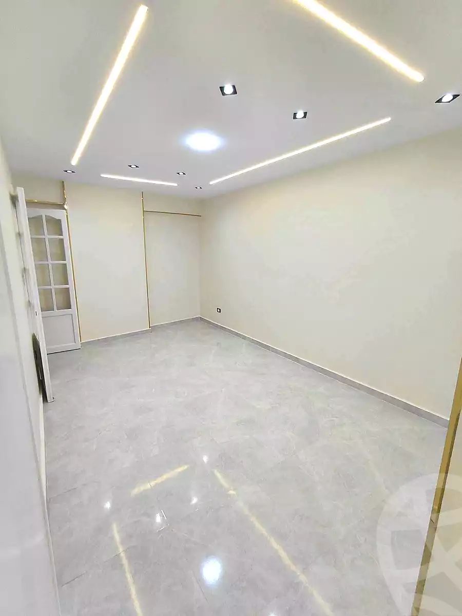 https://aqarmap.com.eg/en/listing/7210088-for-sale-alexandria-sydy-bshr-sydy-bshr-bhry-shr-mhmwd-l-yswy
