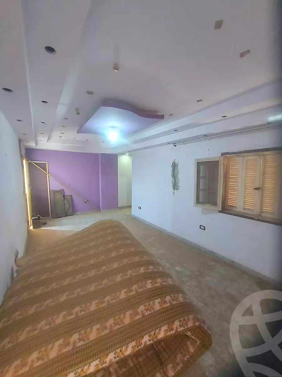 https://aqarmap.com.eg/ar/listing/7210128-for-sale-cairo-helwan-el-shareaa-el-sharby-st