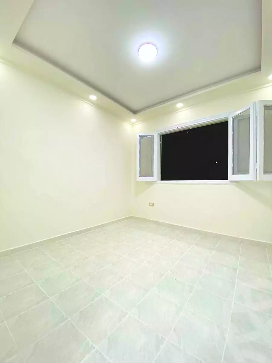 https://aqarmap.com.eg/ar/listing/7210176-for-sale-alexandria-al-agamy-shataa-el-nakheel