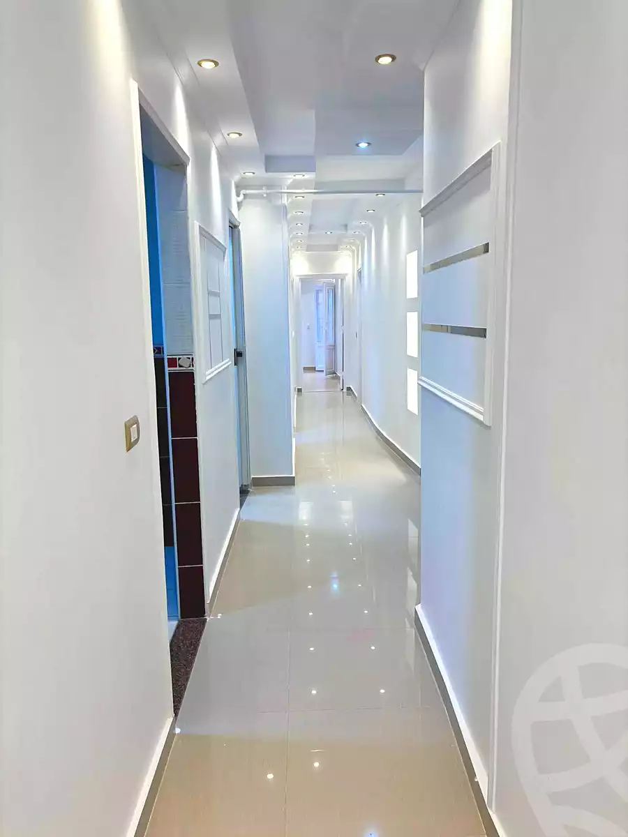 https://aqarmap.com.eg/en/listing/7210251-for-sale-alexandria-sydy-bshr-sydy-bshr-bhry-shr-mhmwd-l-yswy