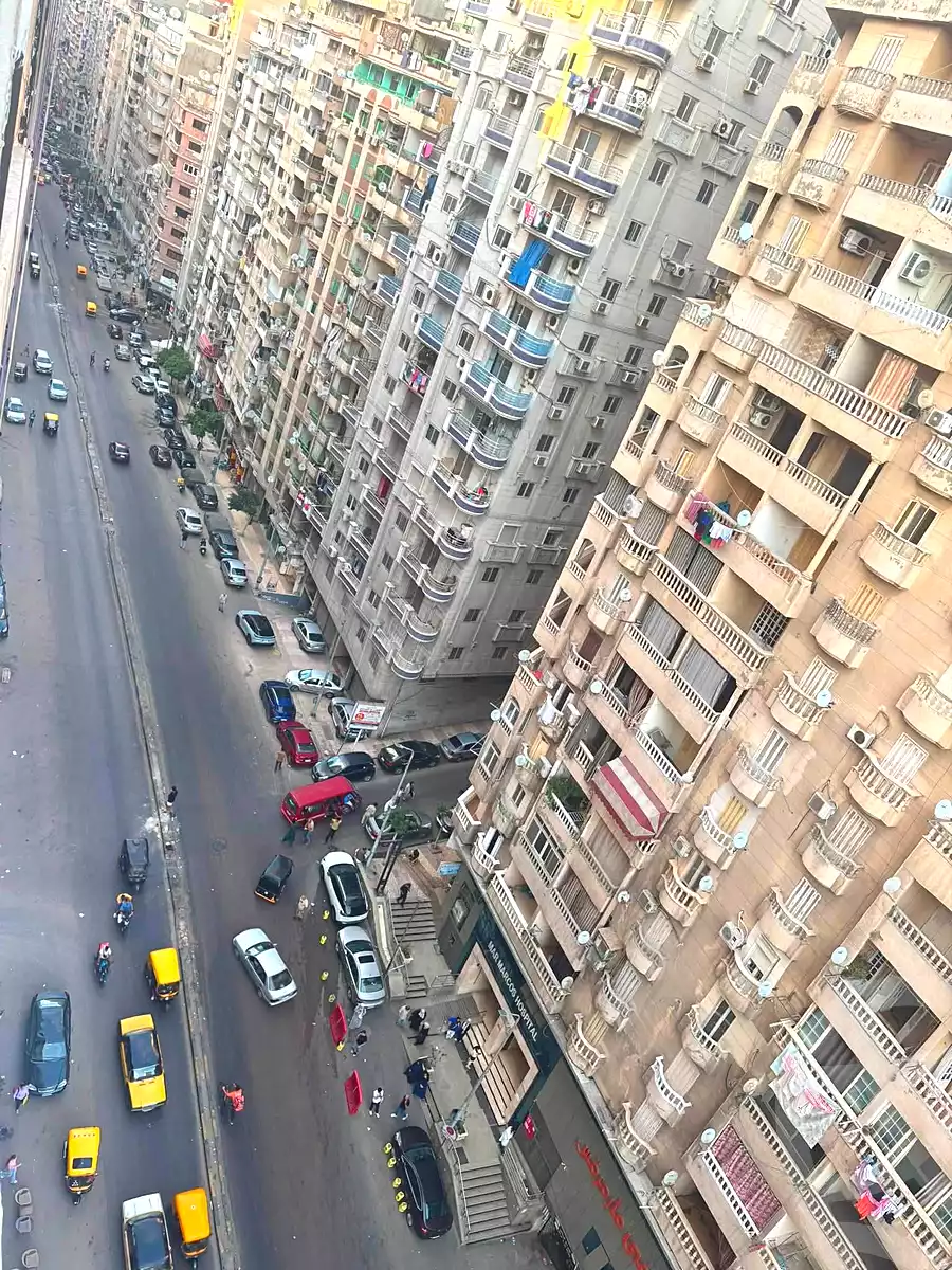 https://aqarmap.com.eg/en/listing/7210251-for-sale-alexandria-sydy-bshr-sydy-bshr-bhry-shr-mhmwd-l-yswy
