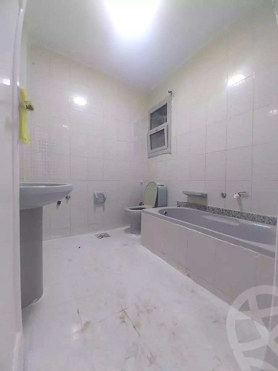 https://aqarmap.com.eg/en/listing/7210669-for-sale-alexandria-al-agamy-shataa-el-nakheel