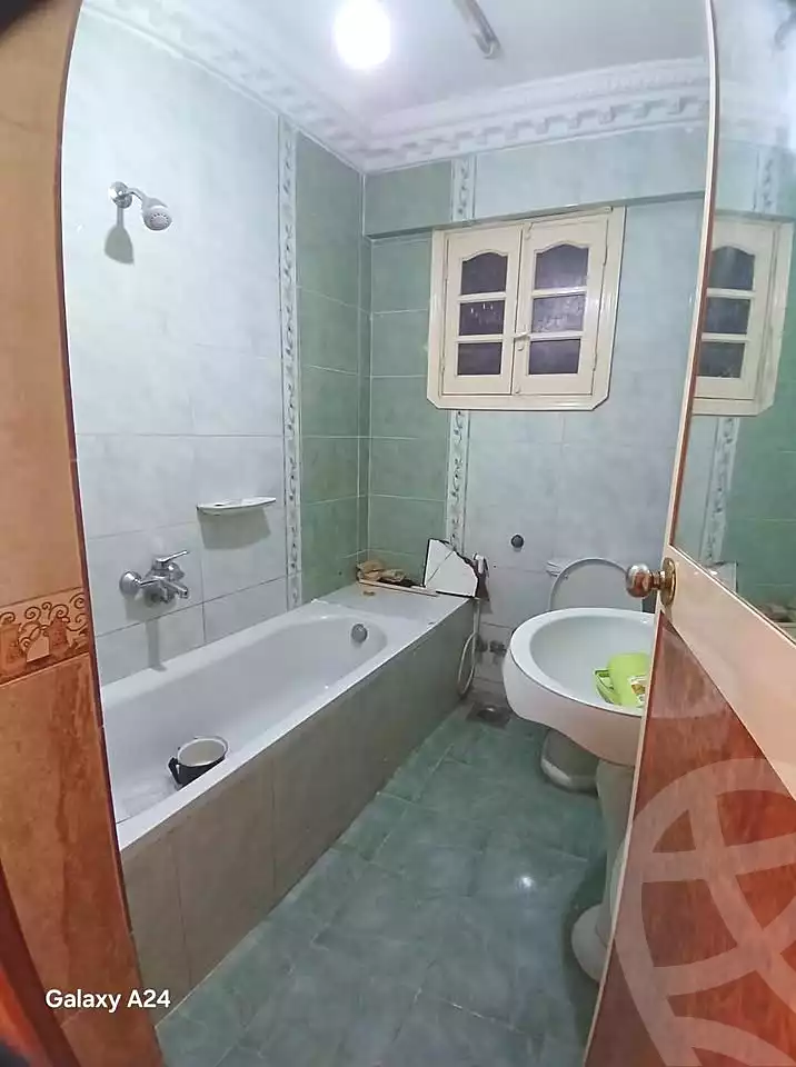 https://aqarmap.com.eg/en/listing/7210833-for-rent-alexandria-al-mamoura-el-maamora-el-balad