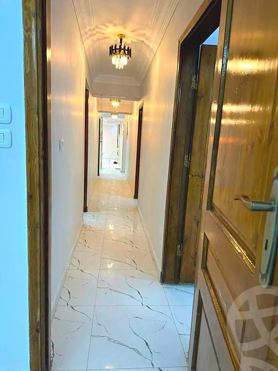https://aqarmap.com.eg/en/listing/7210860-for-sale-cairo-ain-shams-asham-allah-st