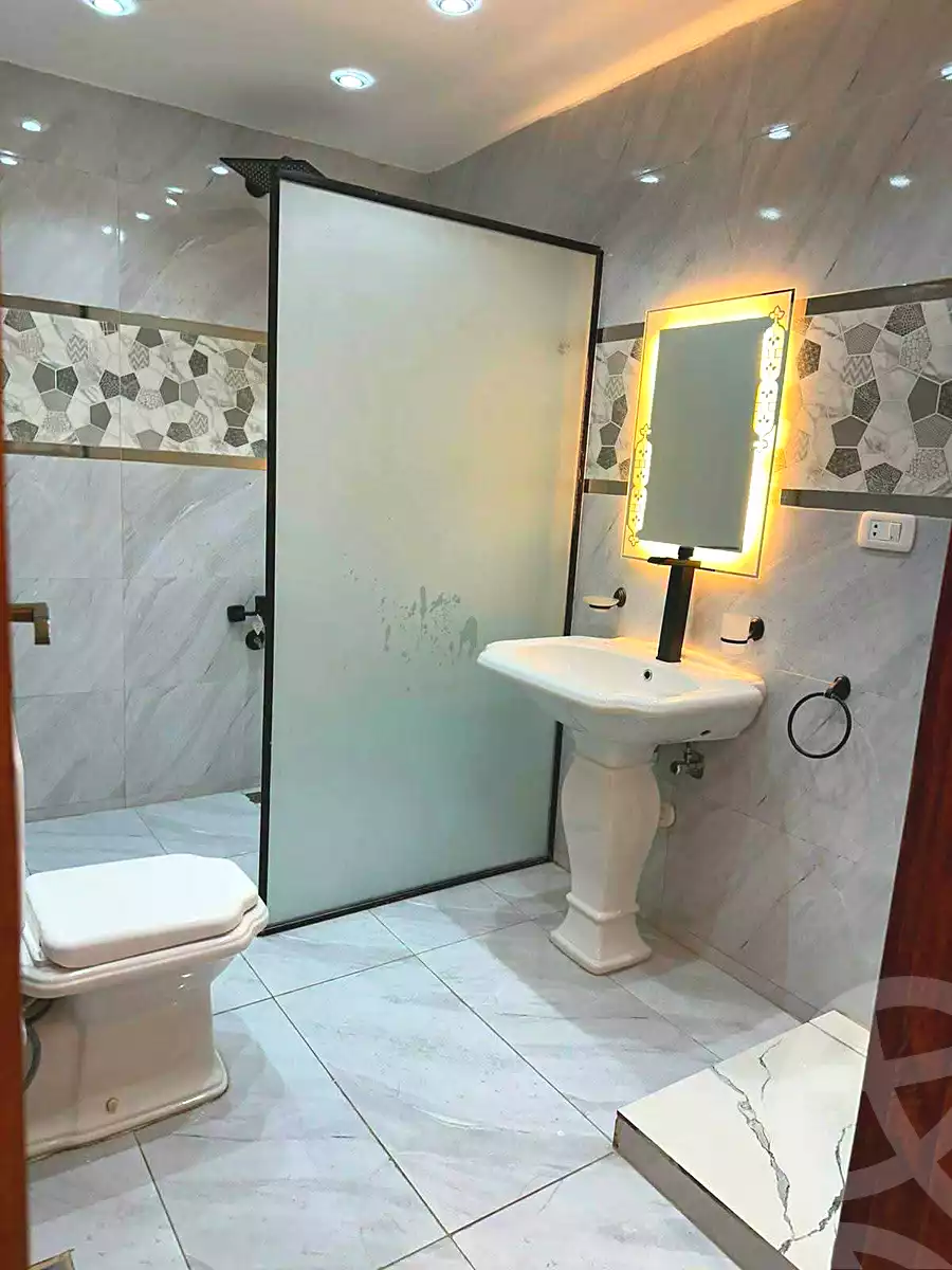 https://aqarmap.com.eg/en/listing/7210860-for-sale-cairo-ain-shams-asham-allah-st