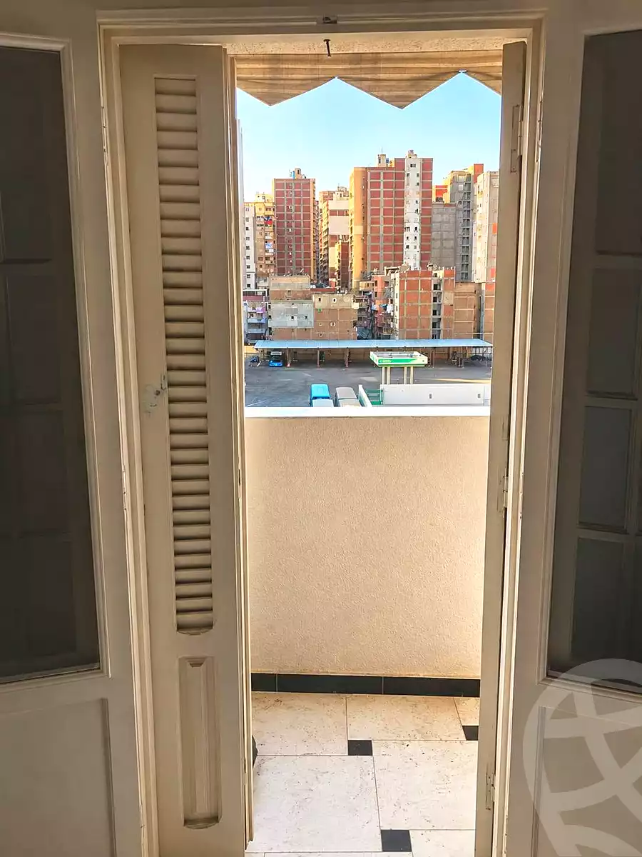 https://aqarmap.com.eg/en/listing/7211245-for-sale-alexandria-sydy-bshr