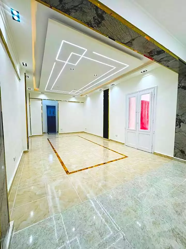 https://aqarmap.com.eg/ar/listing/7211316-for-sale-alexandria-al-agamy-shataa-el-nakheel