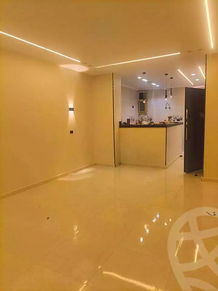https://aqarmap.com.eg/ar/listing/7211382-for-sale-cairo-el-haram-shareaa-khatem-el-morsalen