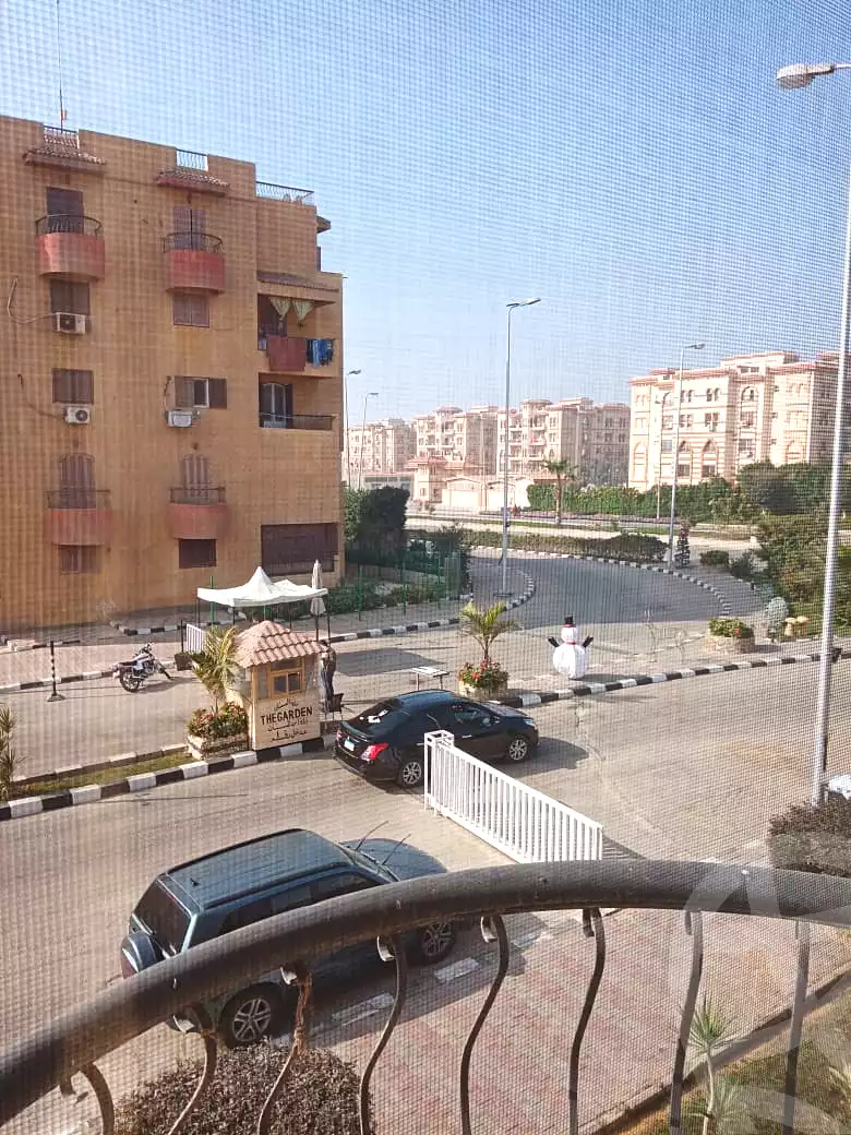 https://aqarmap.com.eg/en/listing/7211437-for-sale-cairo-new-cairo-compounds-fifth-square
