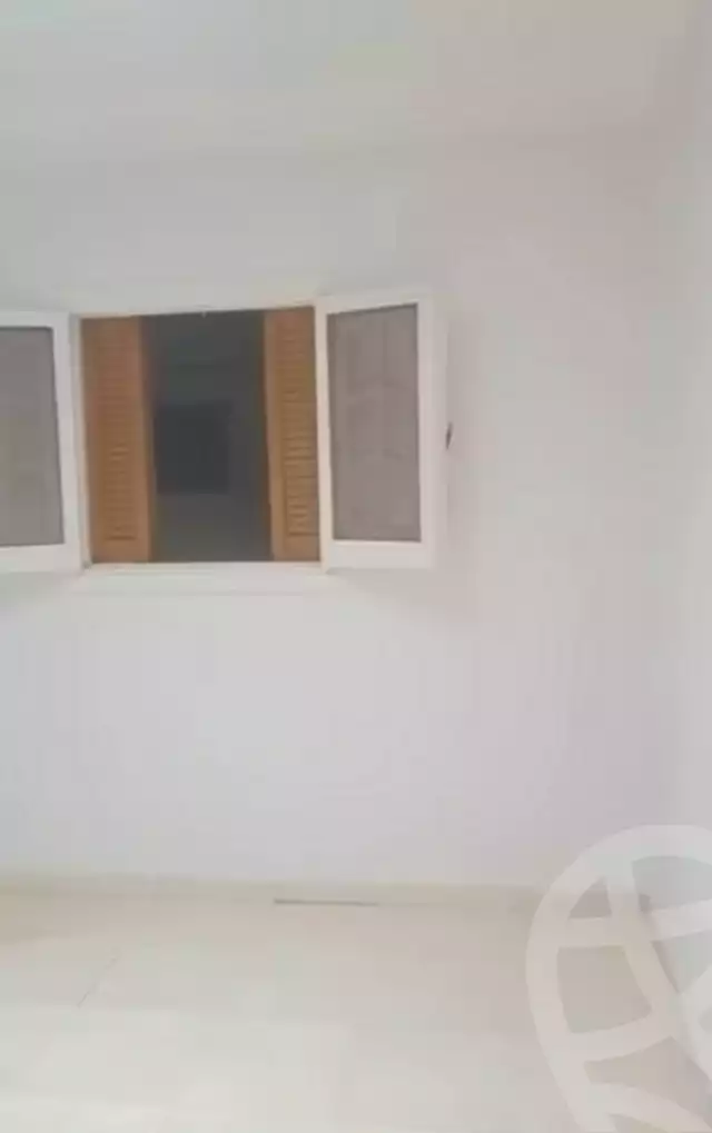 https://aqarmap.com.eg/ar/listing/7211573-for-sale-alexandria-el-asafra-shr-45