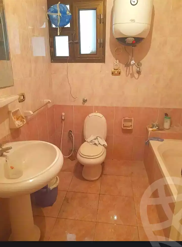 https://aqarmap.com.eg/ar/listing/7211616-for-sale-alexandria-al-agamy-el-hanouvel-kasr-al-quiri-st-1