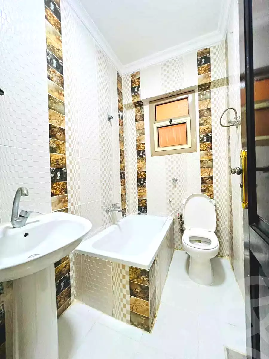 https://aqarmap.com.eg/en/listing/7211686-for-sale-alexandria-al-agamy-shataa-el-nakheel