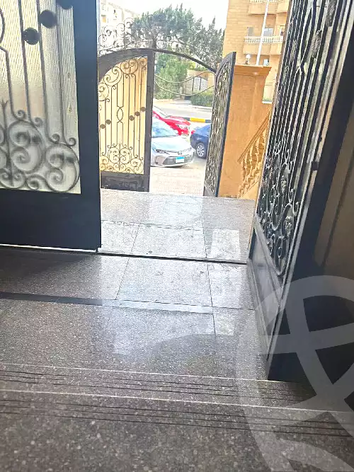 https://aqarmap.com.eg/ar/listing/7211759-for-rent-cairo-new-cairo-el-yassamin-el-yasmeen-3-mohamed-rahim-st